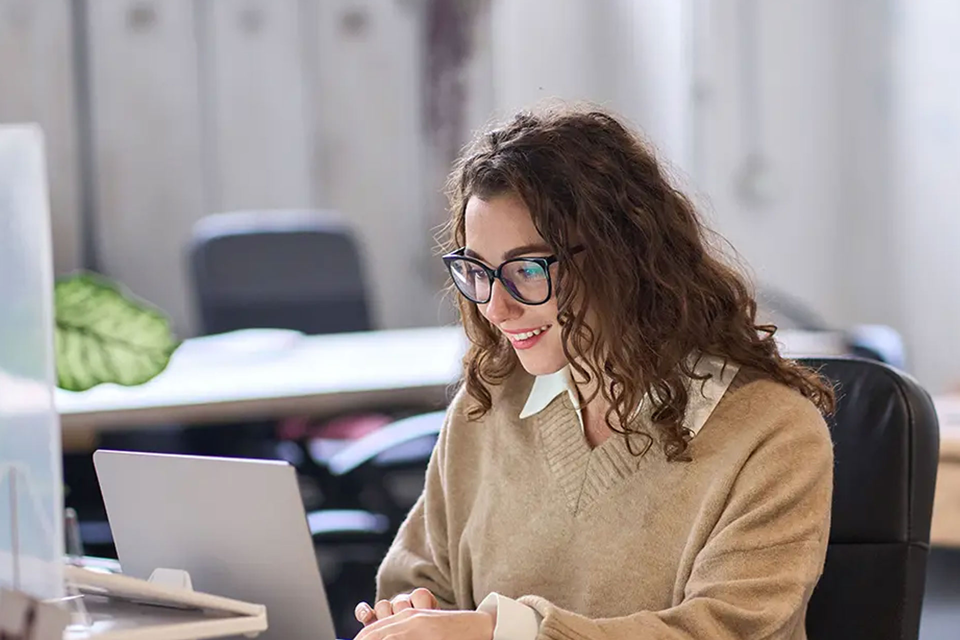 woman-working-at-laptop